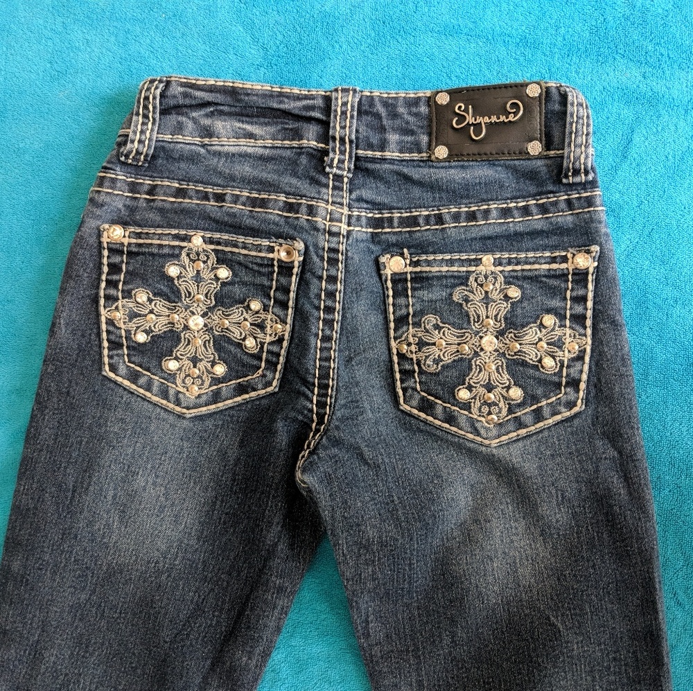 Shyanne Girl's bootcut cross detail jeans (8)